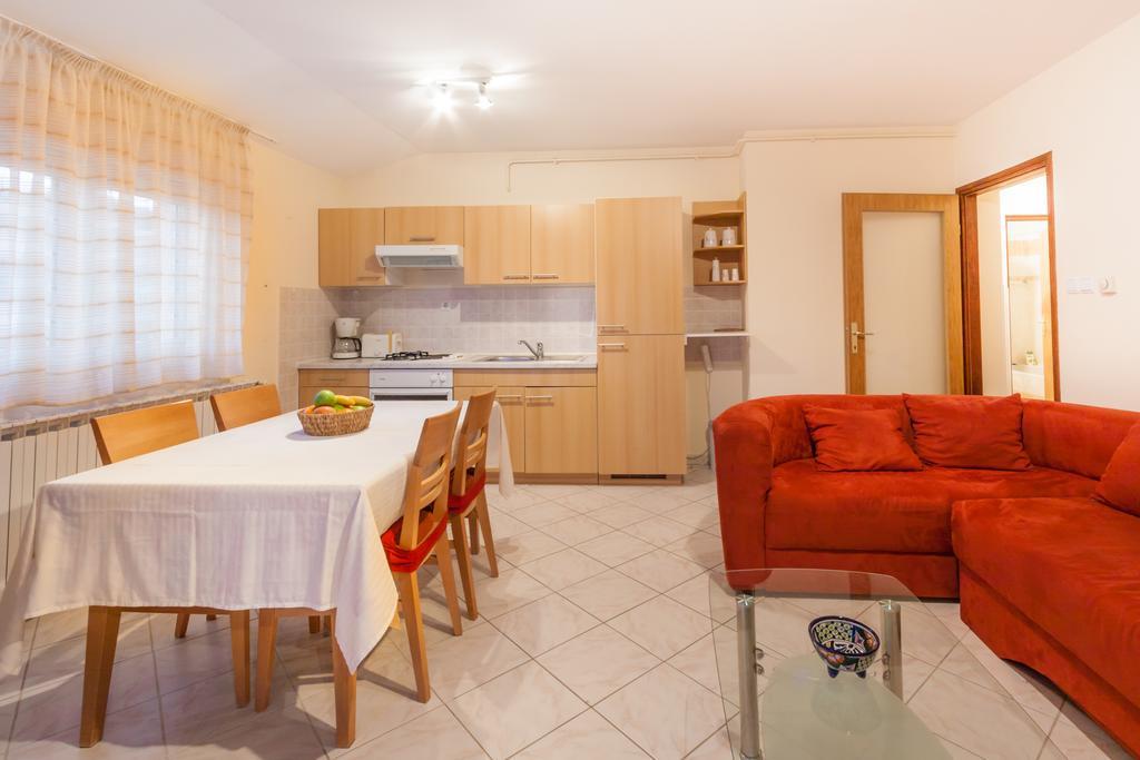 Apartment Aldo Póla Szoba fotó